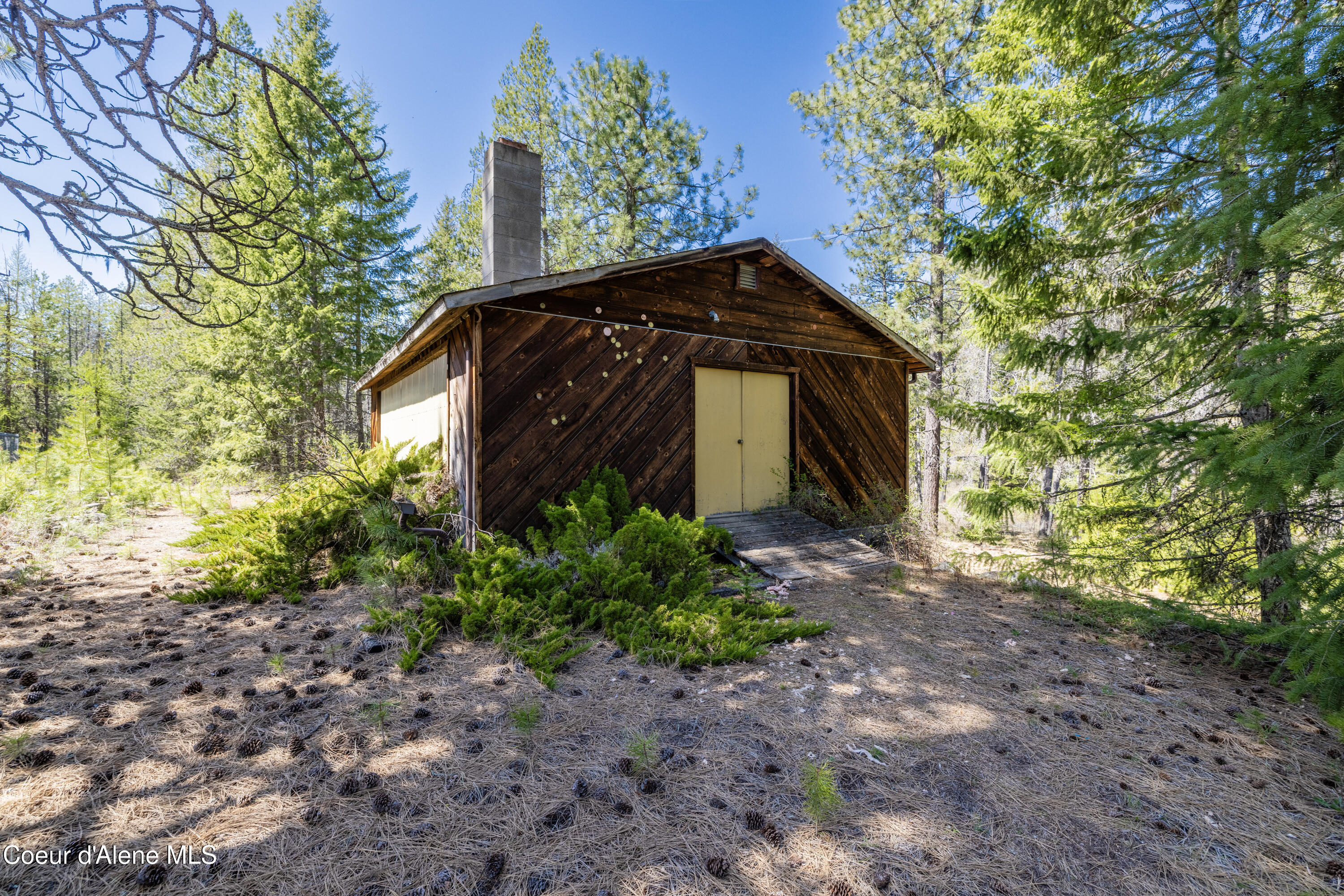 Spirit Lake, Idaho 83869, United States, 4 Bedrooms Bedrooms, ,3 BathroomsBathrooms,Residential,Pending,118151