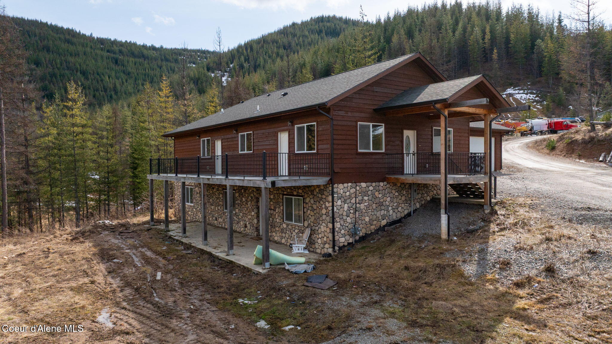977 S Upper Page Rd, Smelterville, Idaho image 6