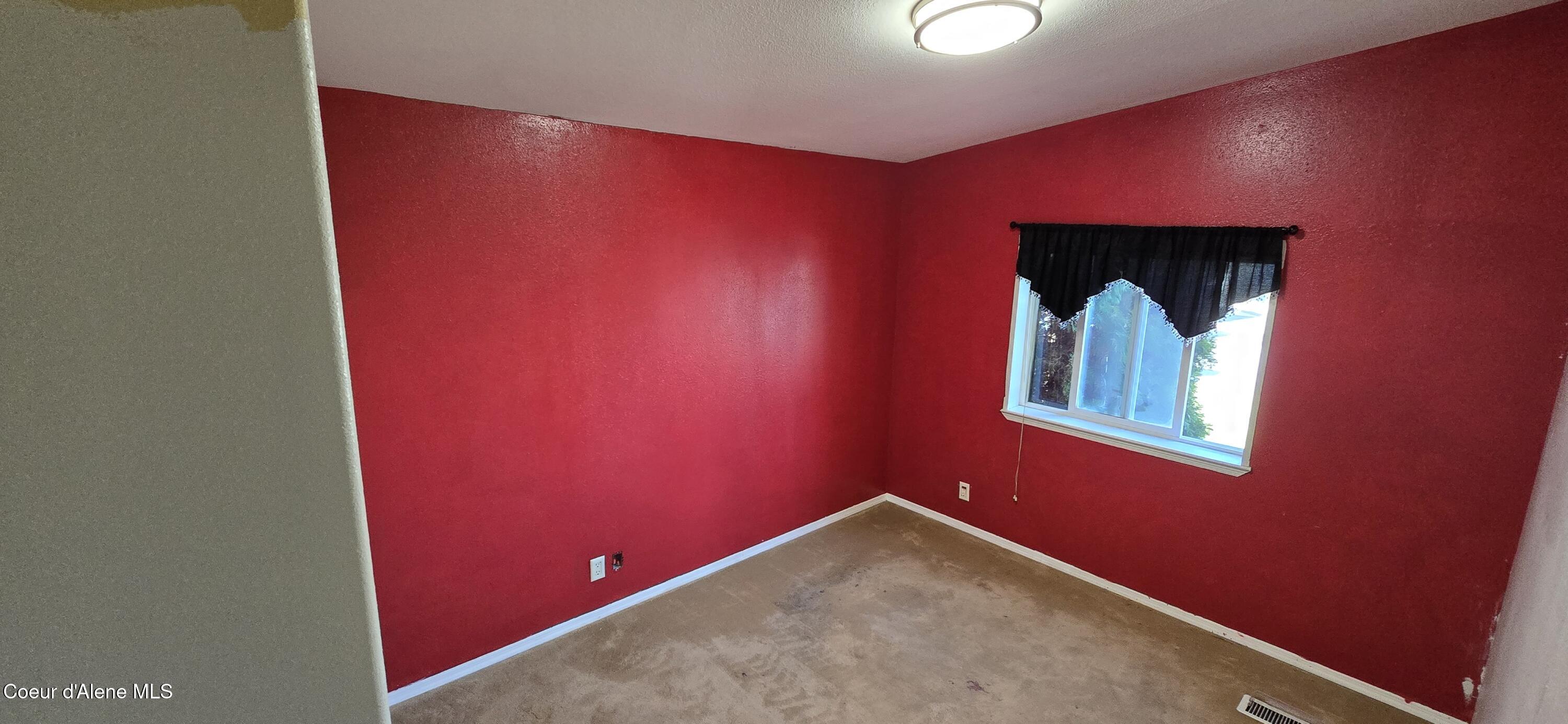 2124 W Gueneveres Way, Post Falls, Pennsylvania image 16