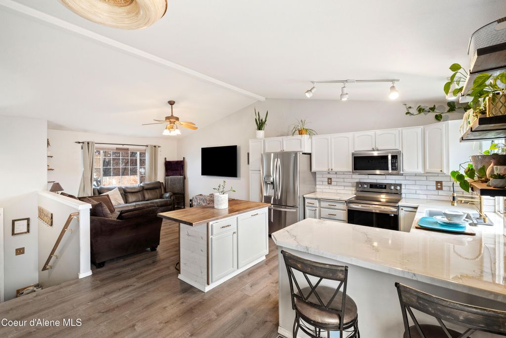 Photo of 2141 ROUSSEAU Dr, Coeur dAlene, ID 83815 (MLS # 25-11346)