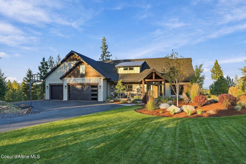 Photo of 10537 GENESEE CT, Post Falls, ID 83854 (MLS # 26-9617)