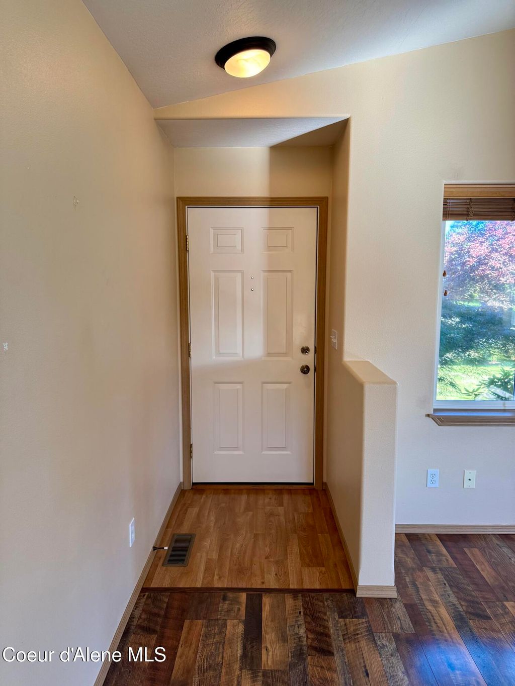 Photo of 1346 PROGRESS Dr, Hayden, ID 83835 (MLS # 25-10049)