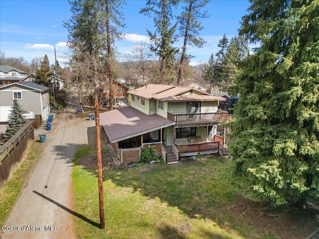 Photo of 1615 Lost Ave, Coeur dAlene, ID 83814 (MLS # 26-3361)
