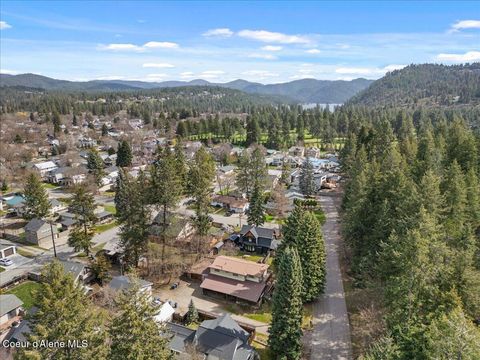 Photo of 1615 Lost Ave, Coeur dAlene, ID 83814 (MLS # 26-3361)