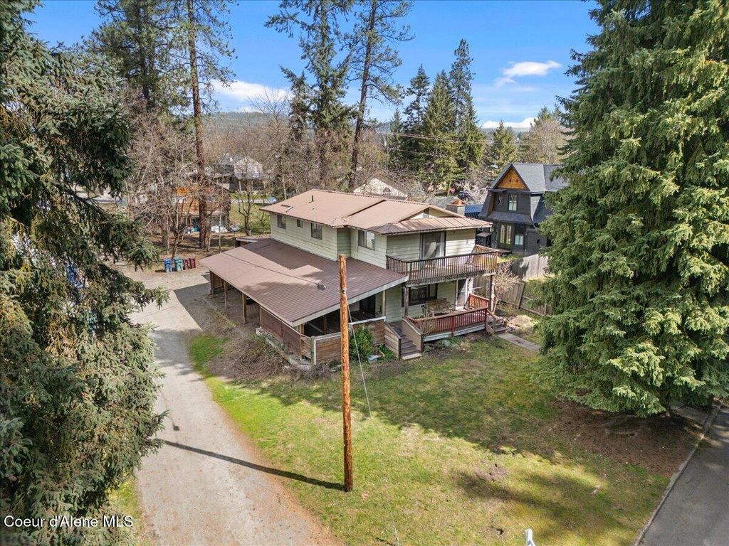Photo of 1615 Lost Ave, Coeur dAlene, ID 83814 (MLS # 26-3361)