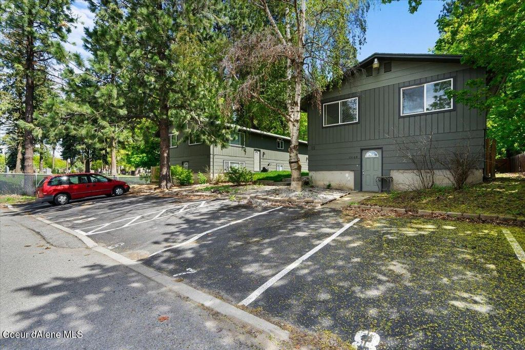 Photo of 1016 N D ST, Coeur dAlene, ID 83814 (MLS # 23-3705)