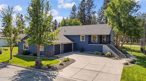 Photo of 706 Dundee, Post Falls, ID 83854 (MLS # 26-1646)