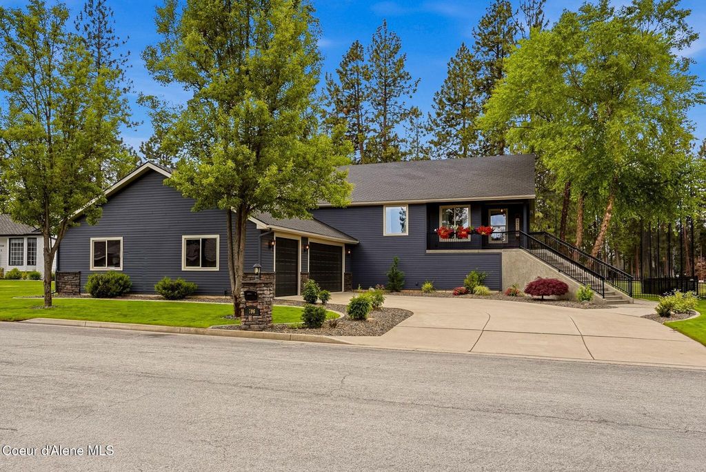 Photo of 706 Dundee, Post Falls, ID 83854 (MLS # 26-1646)
