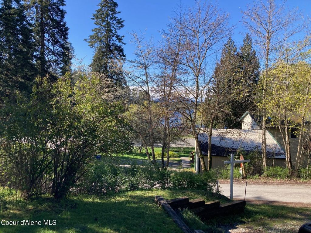 Photo of 12034 Wildwood Point Point, Hauser, ID 83854 (MLS # 26-3962)