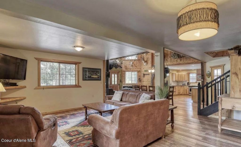 Photo of 19118 St Joe River Rd, Calder, ID 83808 (MLS # 25-5447)