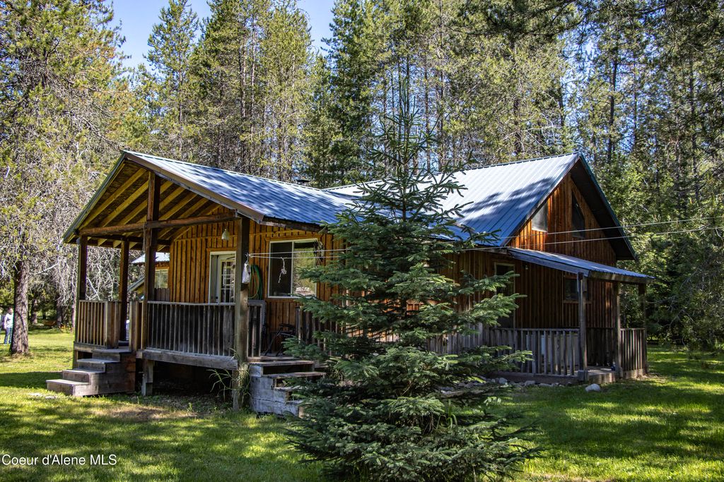 Photo of 3446 Lw Quartz Creek Creek, Priest River, ID 83856 (MLS # 26-6461)
