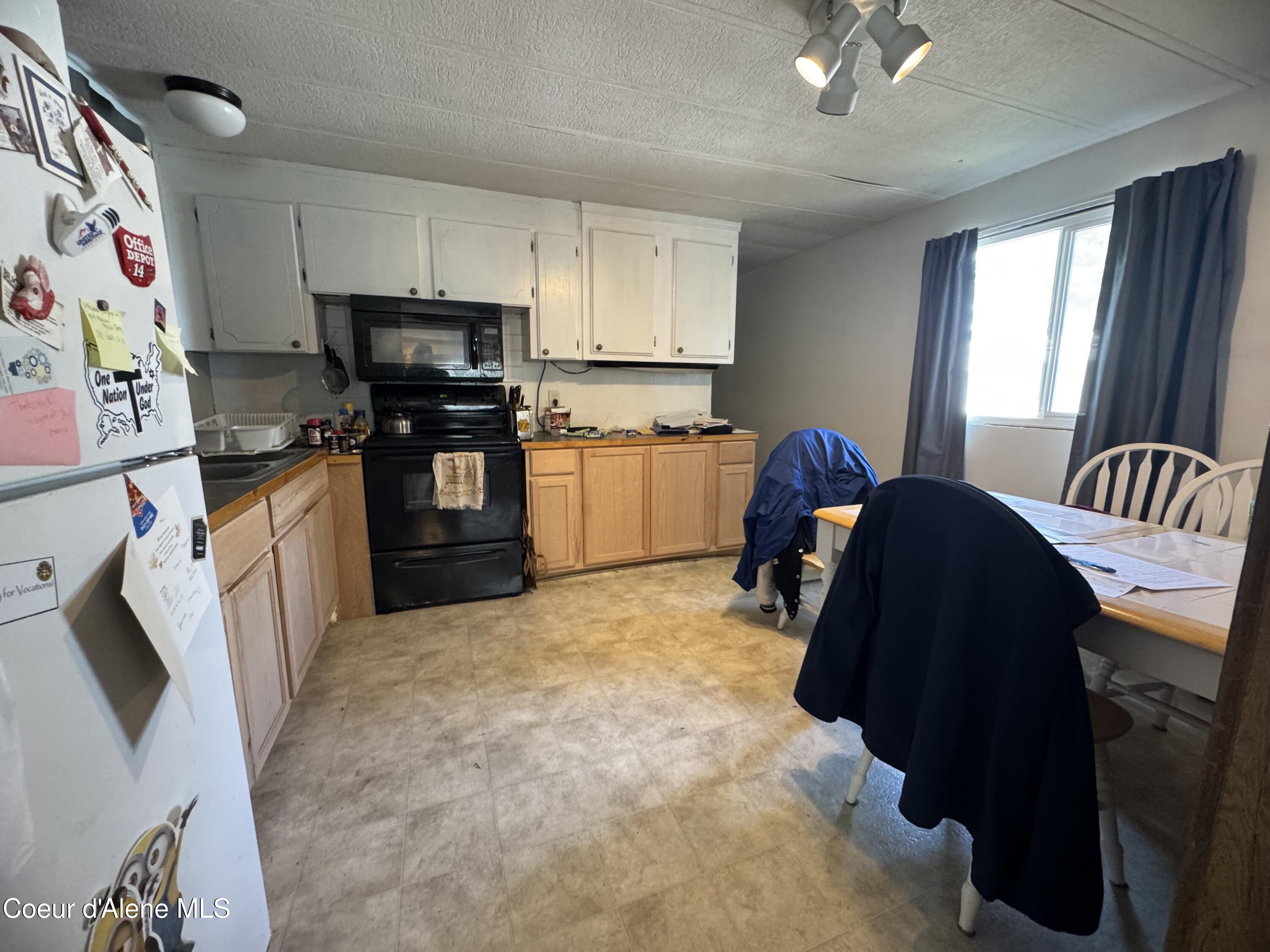 1952 E 12th Ave #10, Post Falls, Idaho image 5