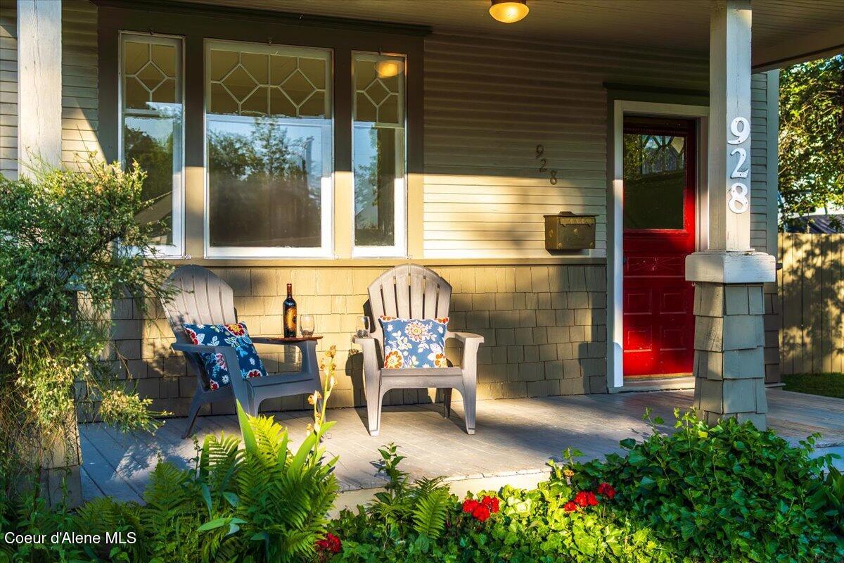 928 N 7th St, Coeur d'Alene, Idaho image 2