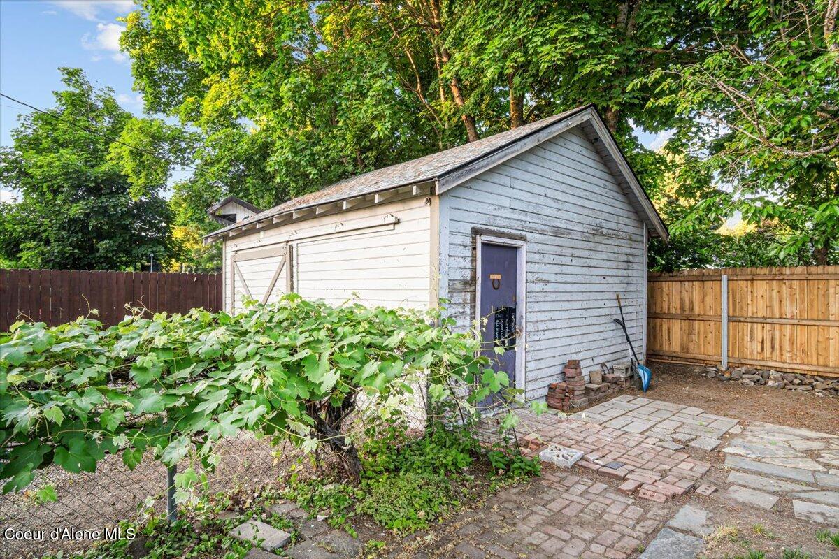 928 N 7th St, Coeur d'Alene, Idaho image 38