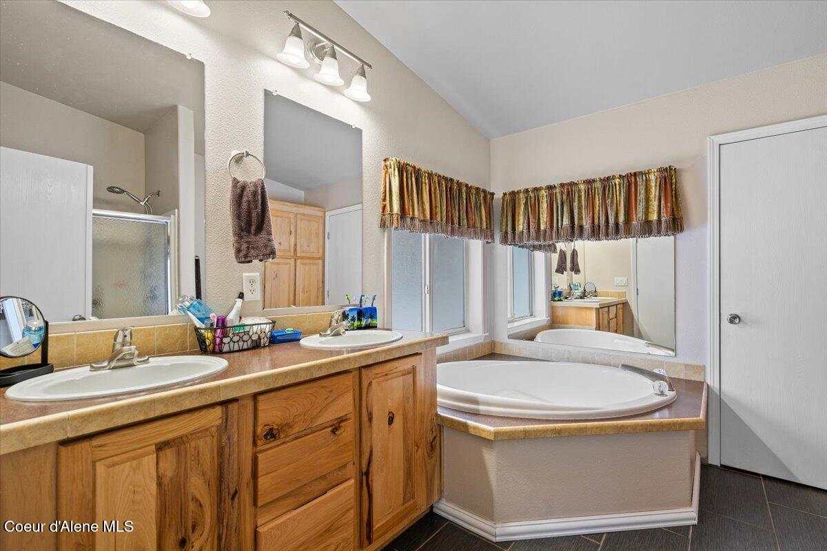 9690 E Howard Road, Athol, Idaho image 11