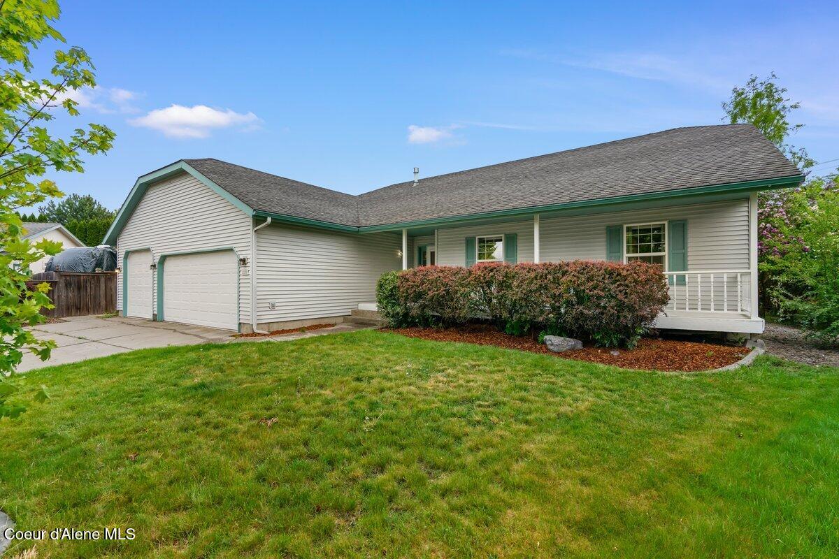 1100 E Autumn Crest, Post Falls, Idaho image 3
