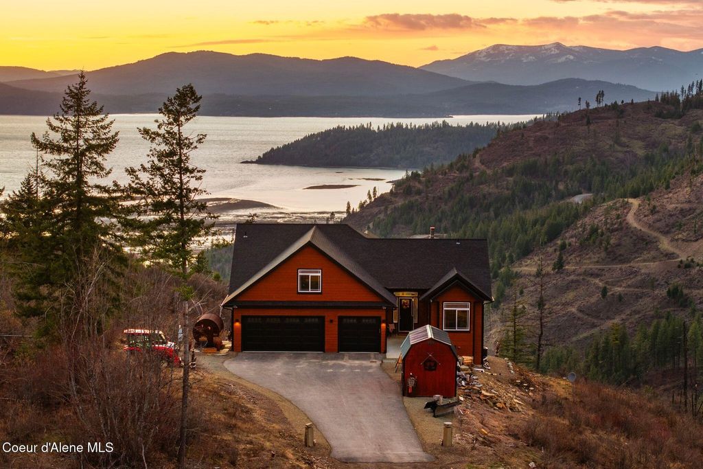 Photo of 374 Carbine Dr, Clark Fork, ID 83811 (MLS # 26-2543)