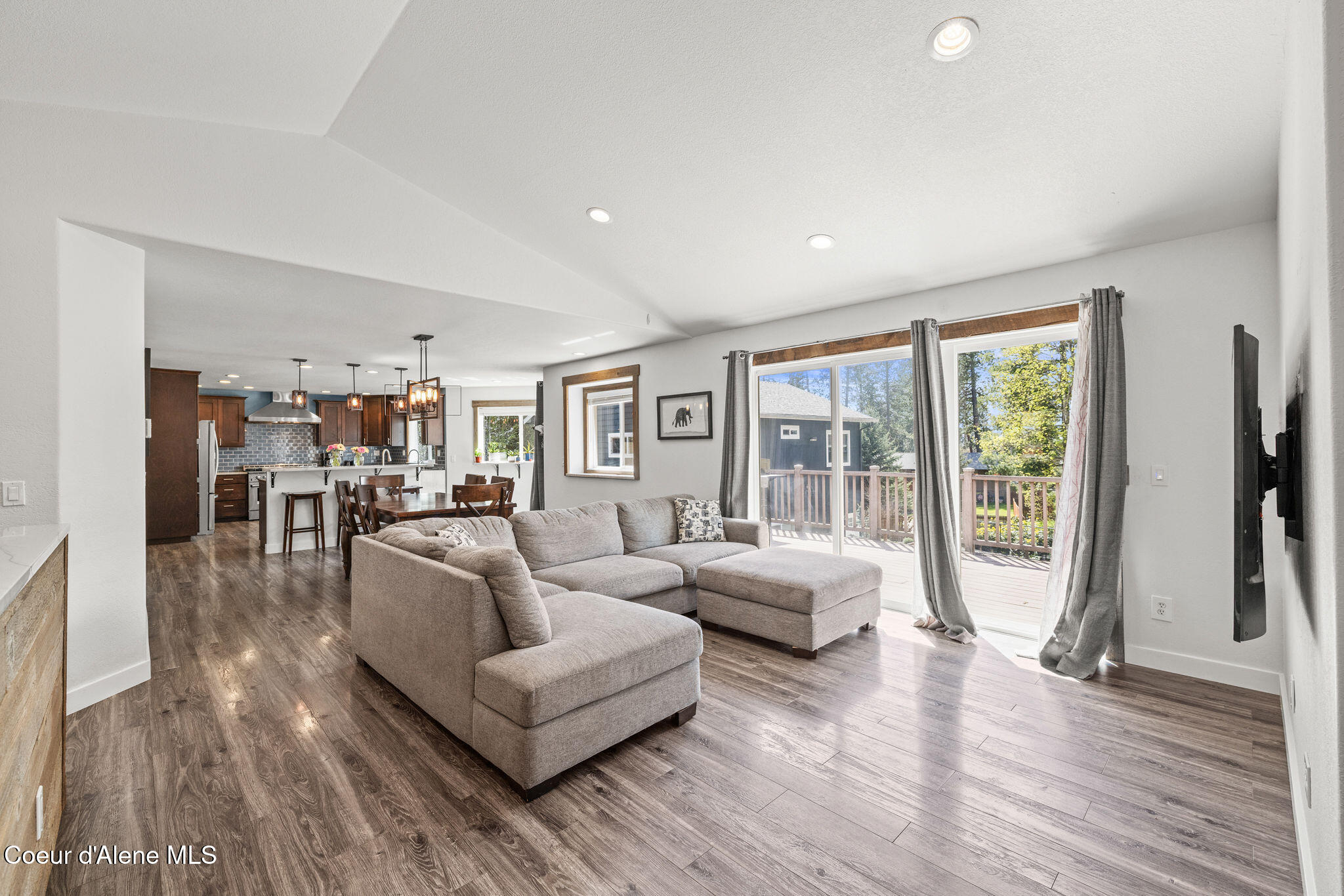1405 Cherrywood