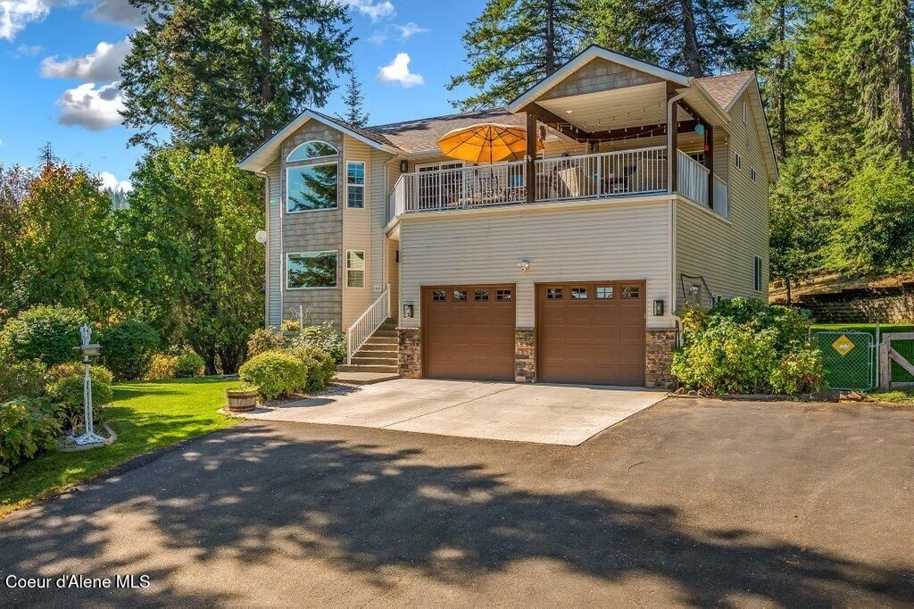 Photo of 11413 Summit Loop, Hauser, ID 83854 (MLS # 26-771)