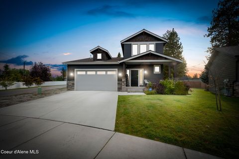 Photo of 2499 SIDE SADDLE Ln, Post Falls, ID 83854 (MLS # 25-10299)