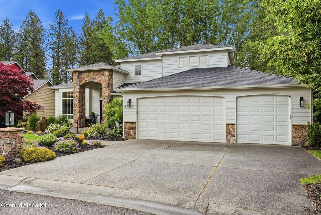 Photo of 3827 BELLERIVE LN, Spokane, WA 99223 (MLS # 26-6014)