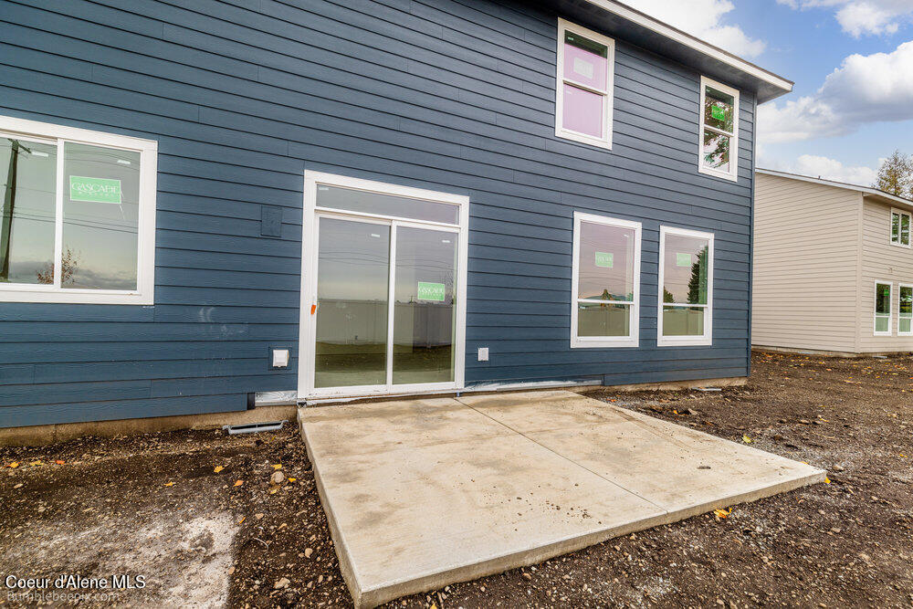 Hayden, Idaho 83835, United States, 4 Bedrooms Bedrooms, ,3 BathroomsBathrooms,Residential,Pending,57408