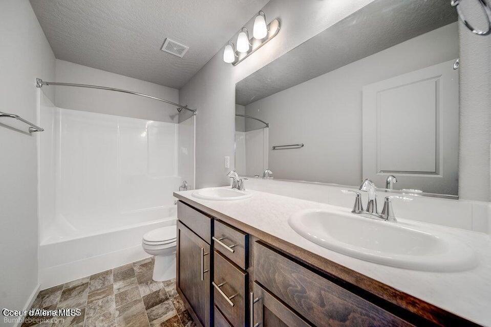 Hayden, Idaho 83835, United States, 4 Bedrooms Bedrooms, ,3 BathroomsBathrooms,Residential,Pending,57408