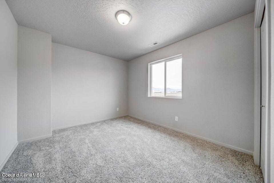 Hayden, Idaho 83835, United States, 4 Bedrooms Bedrooms, ,3 BathroomsBathrooms,Residential,Pending,57408