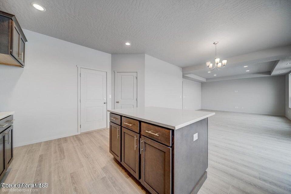 Hayden, Idaho 83835, United States, 4 Bedrooms Bedrooms, ,3 BathroomsBathrooms,Residential,Pending,57408