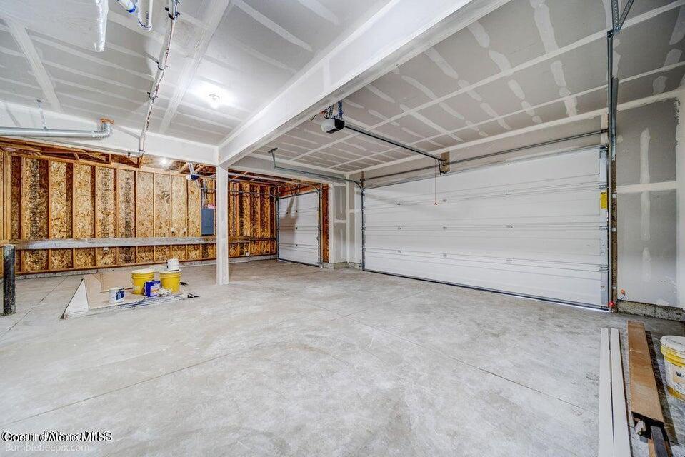 Hayden, Idaho 83835, United States, 4 Bedrooms Bedrooms, ,3 BathroomsBathrooms,Residential,Pending,57408