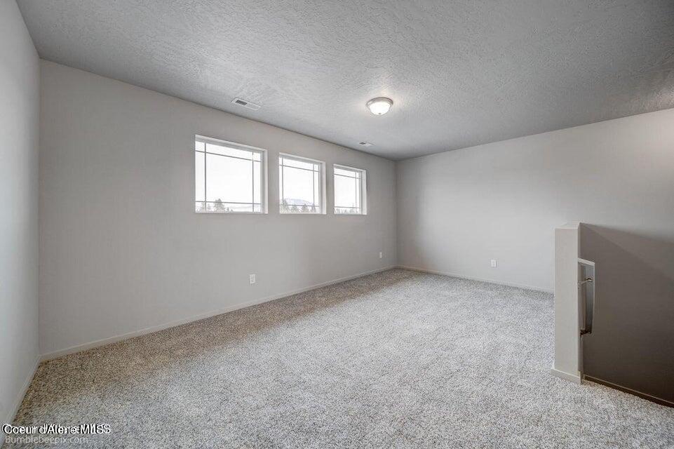 Hayden, Idaho 83835, United States, 4 Bedrooms Bedrooms, ,3 BathroomsBathrooms,Residential,Pending,57408