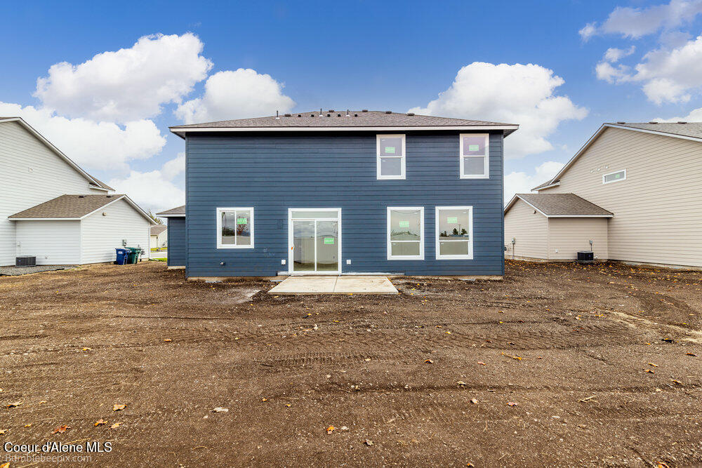 Hayden, Idaho 83835, United States, 4 Bedrooms Bedrooms, ,3 BathroomsBathrooms,Residential,Pending,57408