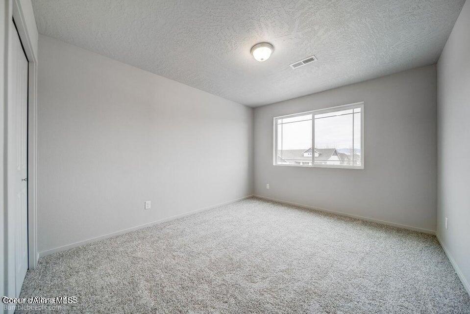 Hayden, Idaho 83835, United States, 4 Bedrooms Bedrooms, ,3 BathroomsBathrooms,Residential,Pending,57408