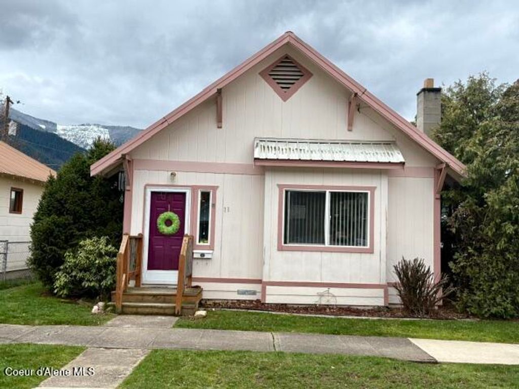 Photo of 11 Mission Ave, Kellogg, ID 83837 (MLS # 26-3065)