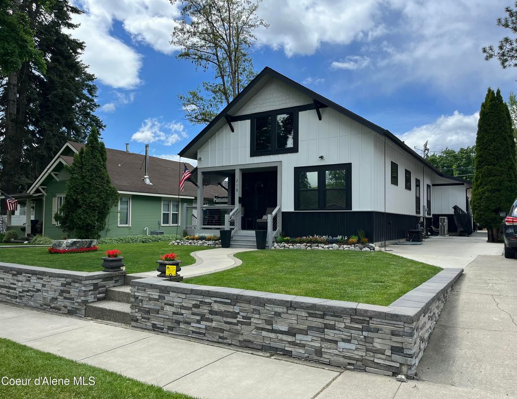 Photo of 715 Government Way, Coeur dAlene, ID 83814 (MLS # 26-2876)