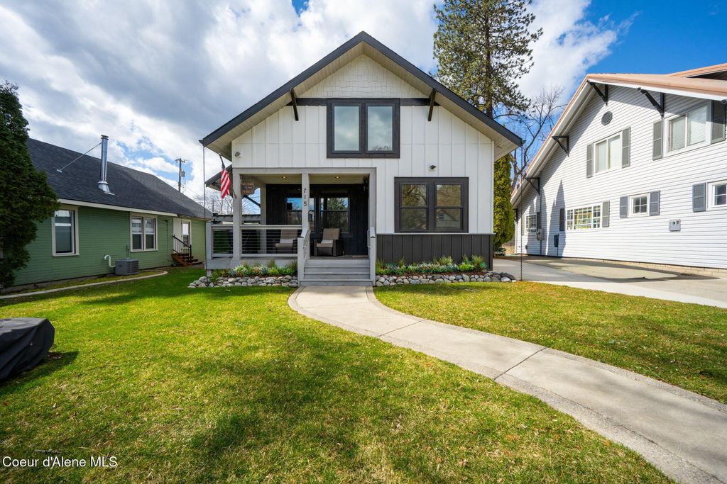 Photo of 715 Government Way, Coeur dAlene, ID 83814 (MLS # 26-2876)