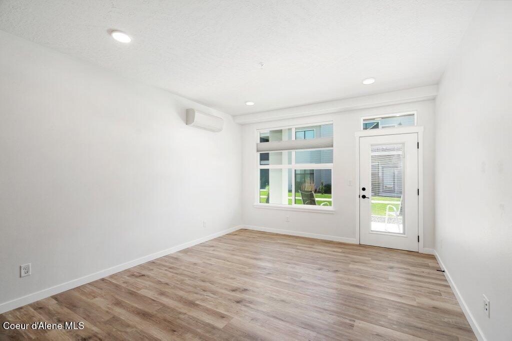 Coeur d'Alene, Idaho 83815, United States, 3 Bedrooms Bedrooms, ,2 BathroomsBathrooms,Residential,Active,172408