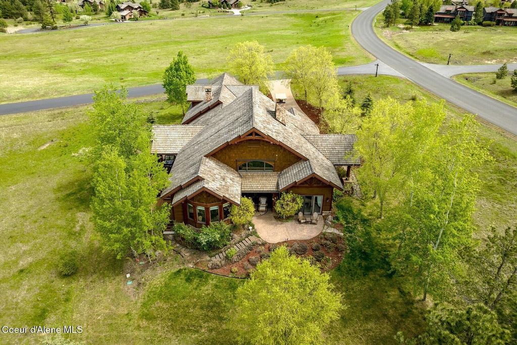 Photo of 16829 Lazurite Dr, Coeur dAlene, ID 83814 (MLS # 25-4798)