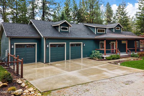 Photo of 94 Alpine Dr, Sandpoint, ID 83864 (MLS # 25-10939)