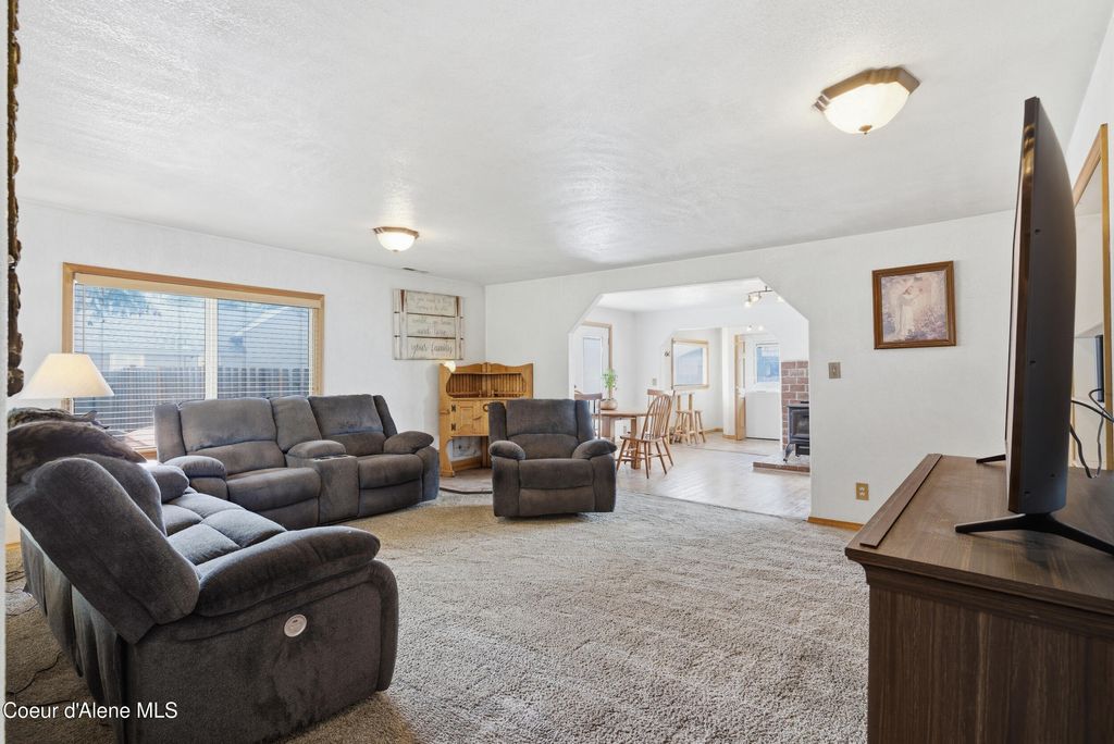 Photo of 516 West Fork Pine Creek Creek, Pinehurst, ID 83850 (MLS # 26-5238)