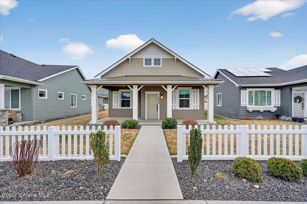 Photo of 1039 Blair Ave, Post Falls, ID 83854 (MLS # 26-2278)