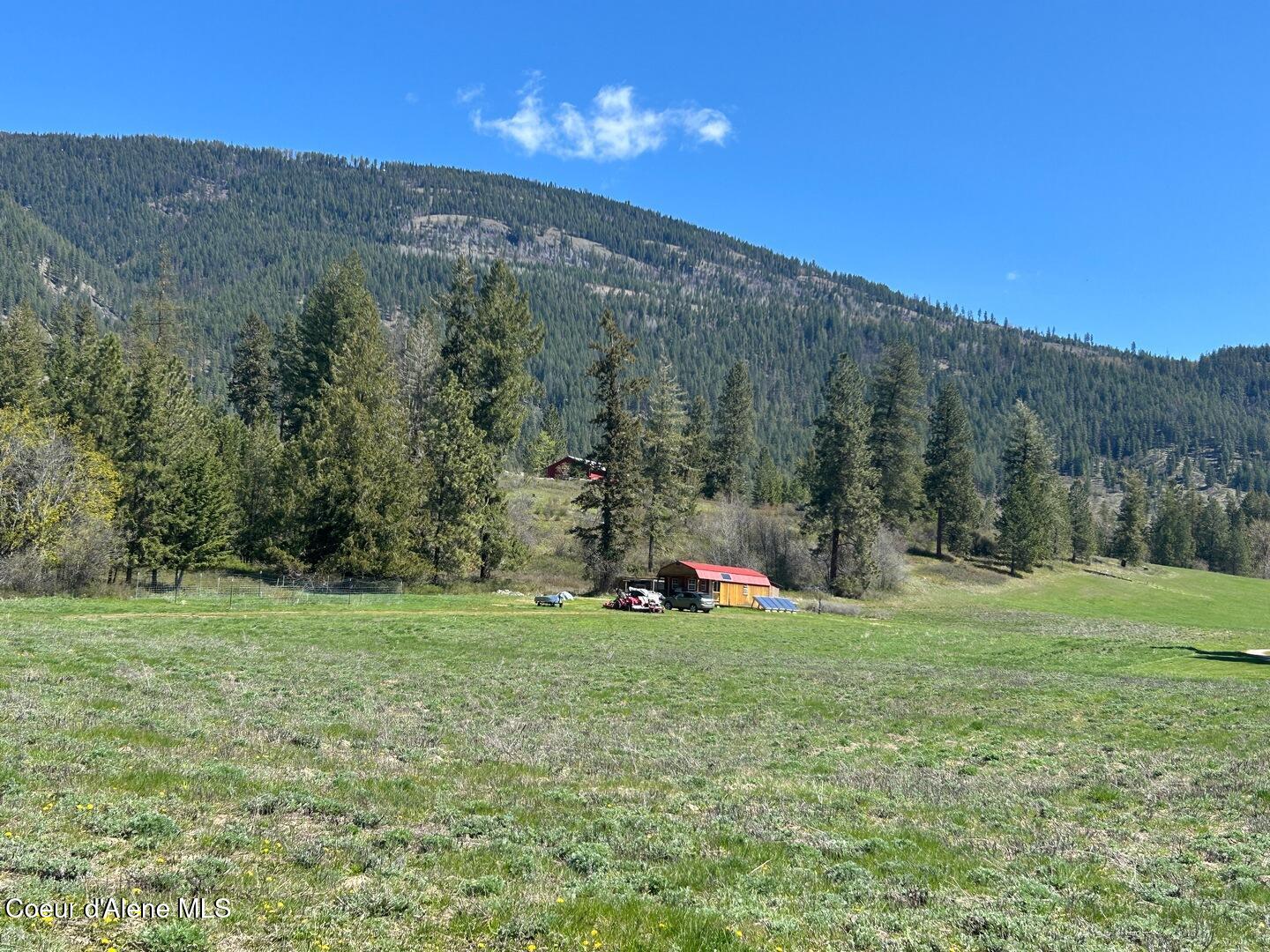 5225 Hwy 1, Bonners Ferry, Idaho image 1