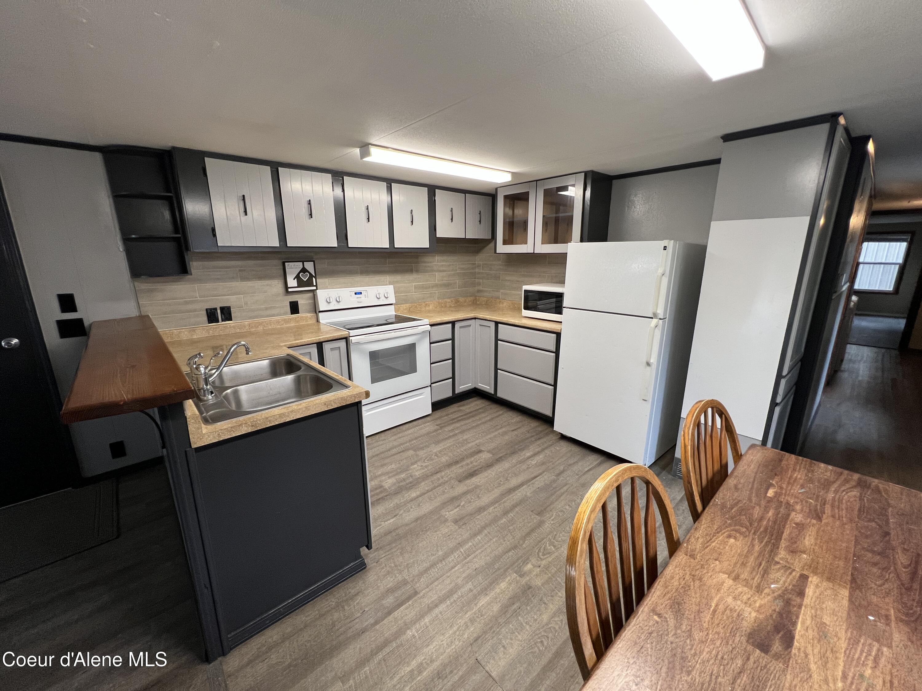33840 N Pine Ave, Bayview, Alaska image 6