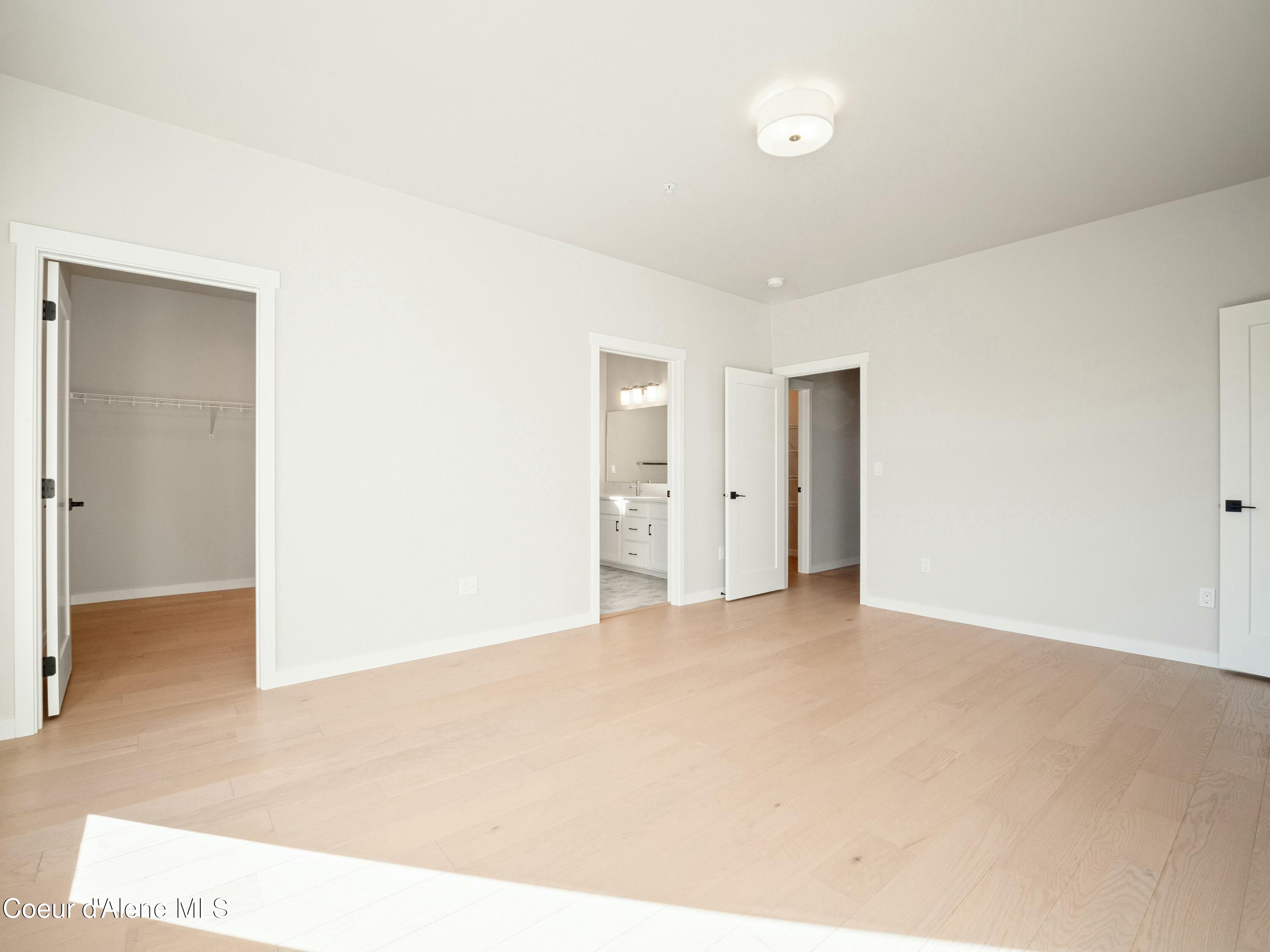 1033 E Railroad Ave, Post Falls, Idaho image 23