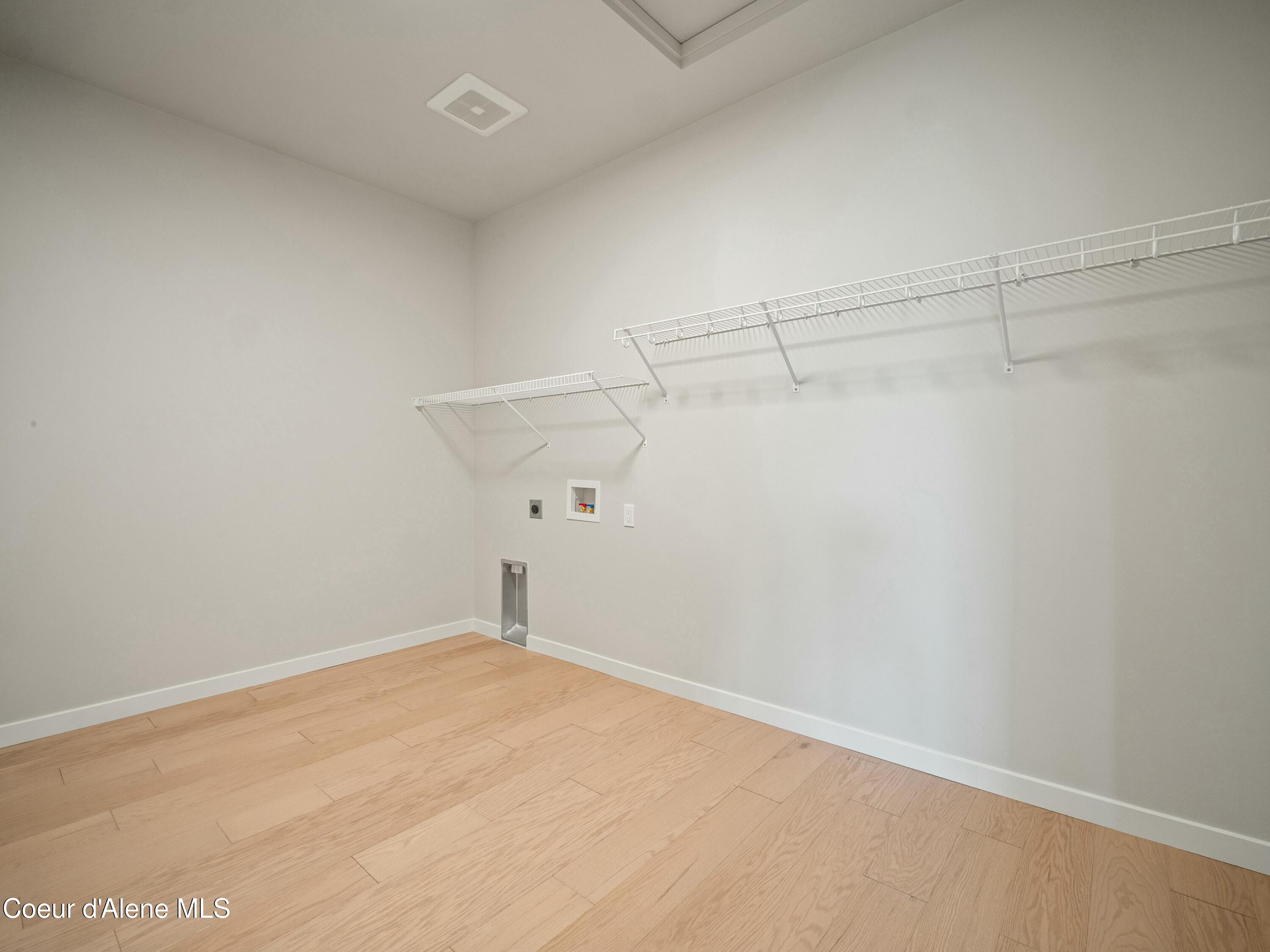 1033 E Railroad Ave, Post Falls, Idaho image 18