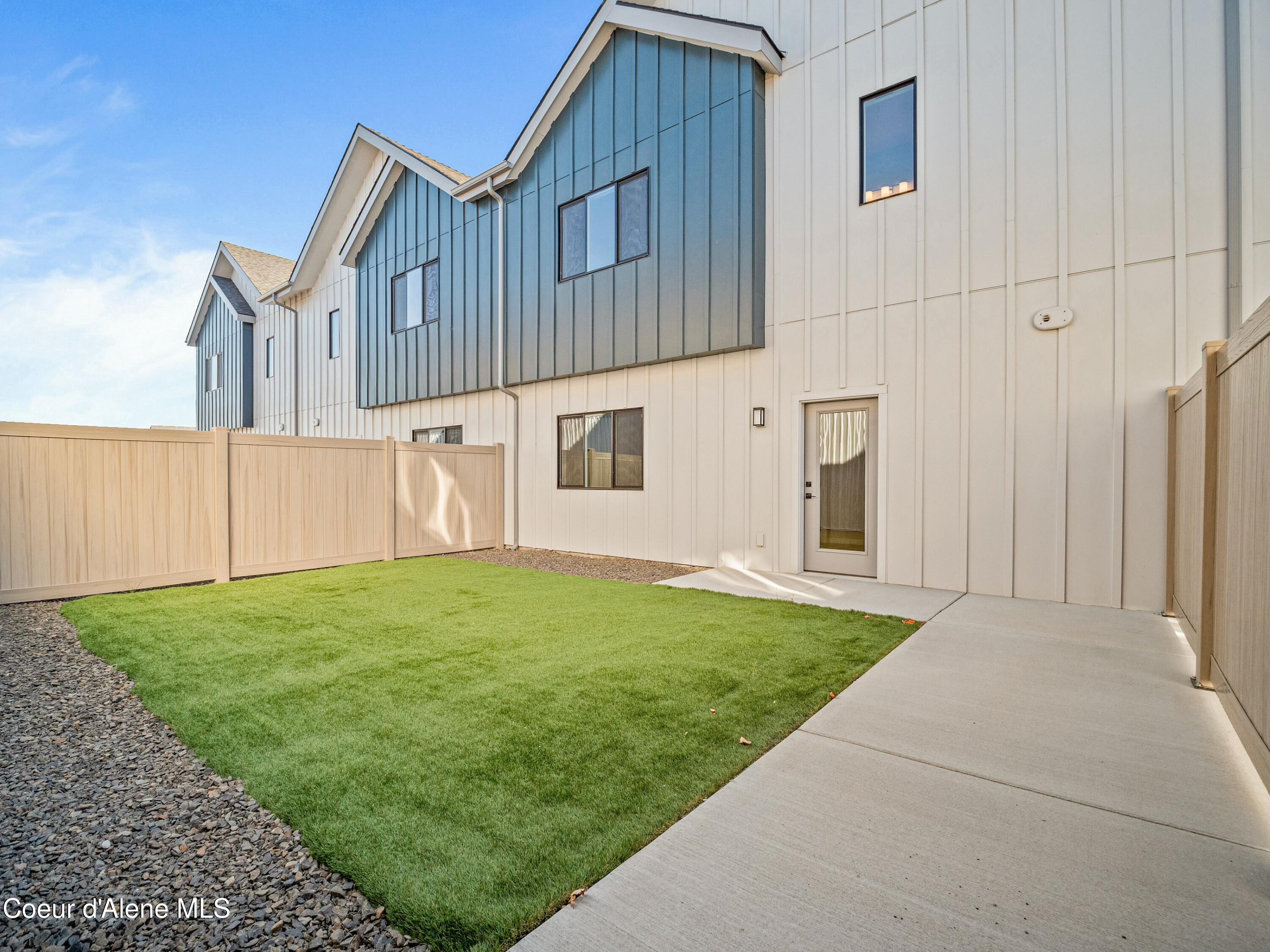 1033 E Railroad Ave, Post Falls, Idaho image 30