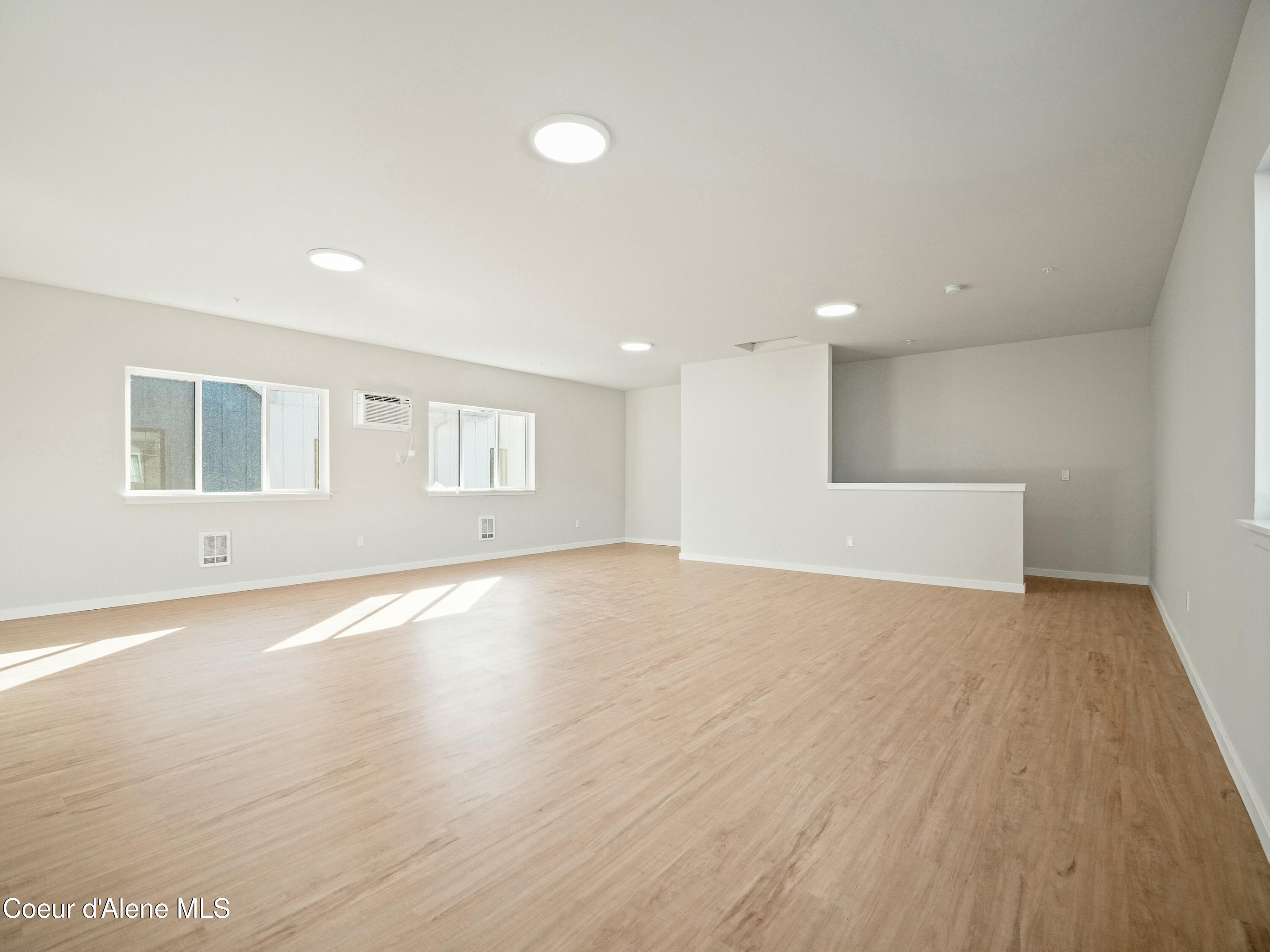 1033 E Railroad Ave, Post Falls, Idaho image 34