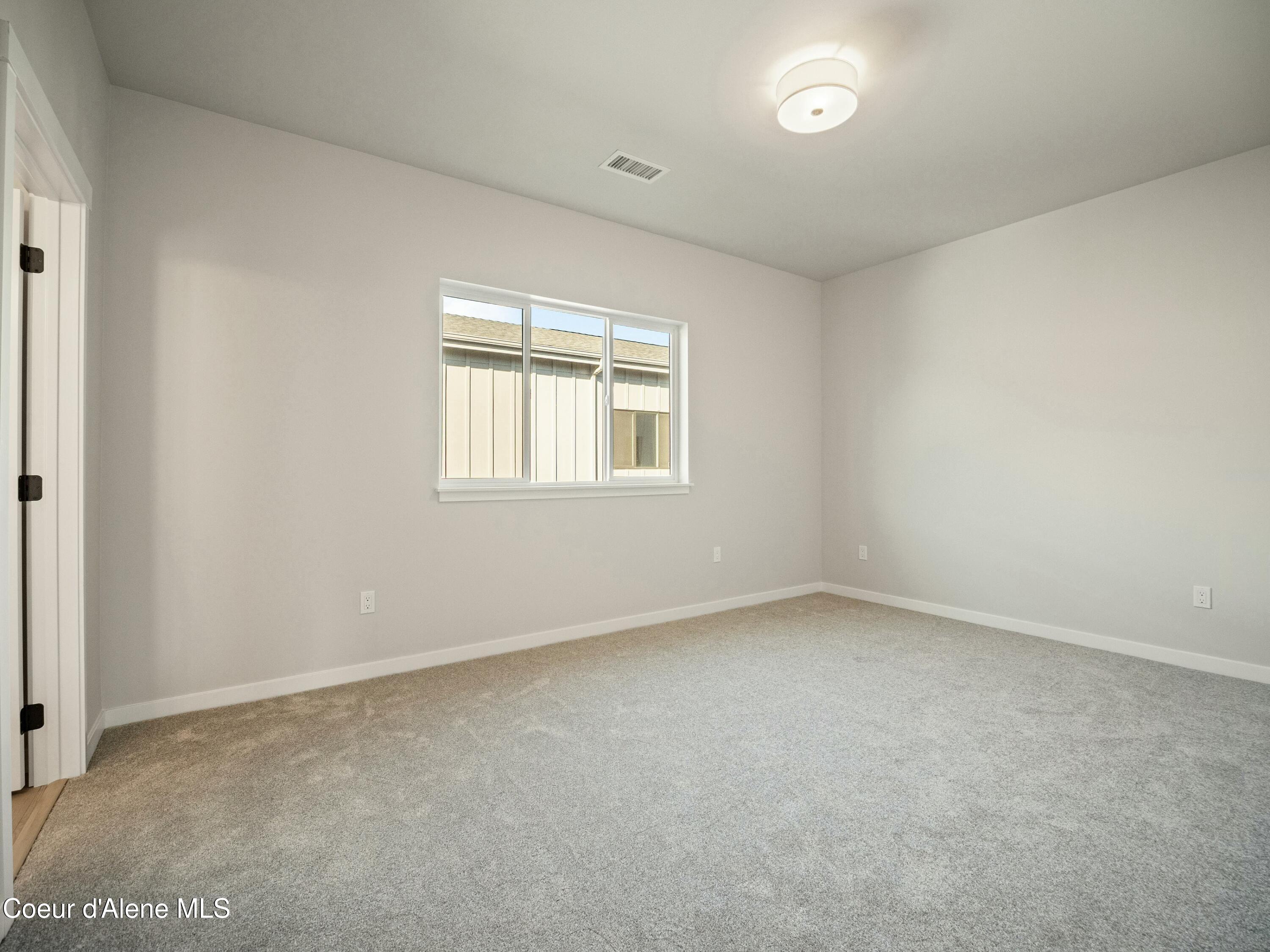1033 E Railroad Ave, Post Falls, Idaho image 19
