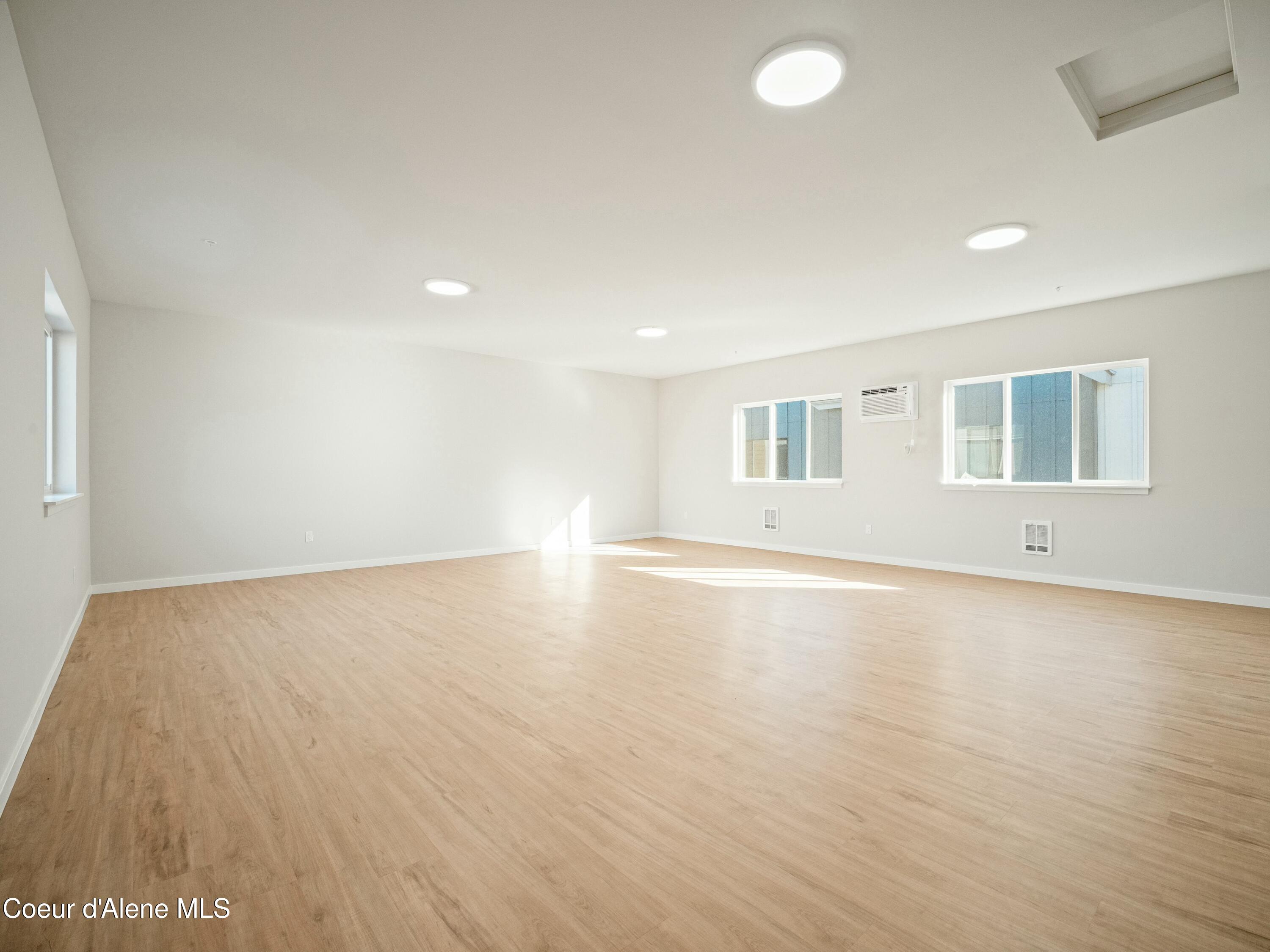 1033 E Railroad Ave, Post Falls, Idaho image 33