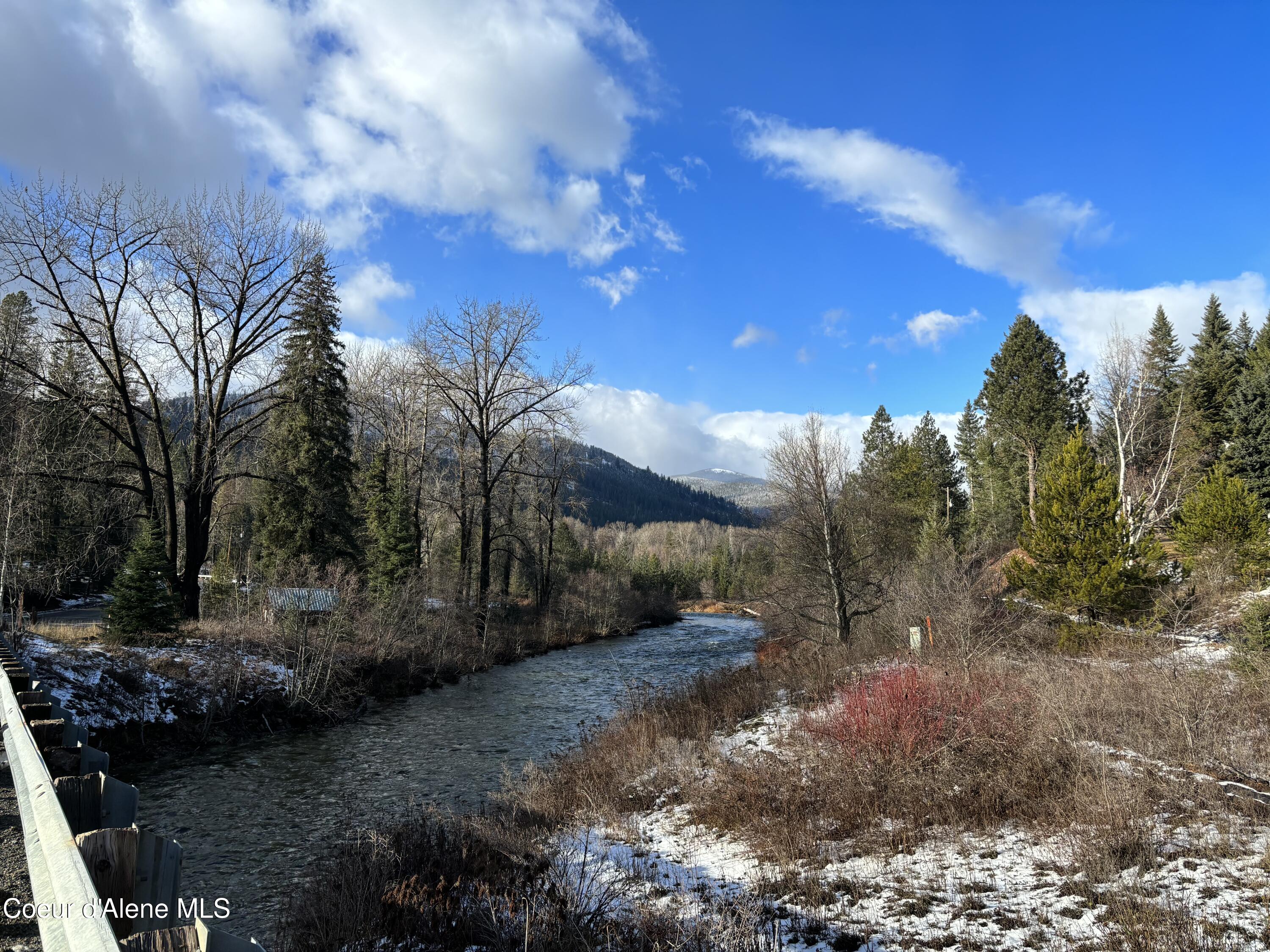 4774 Upper Pack River, Sandpoint, Idaho image 3